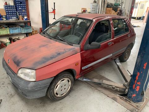 Renault Clio 1.9 D Super Chipie 1998 occasion Saint-P&egrave;re-en-Retz 44320