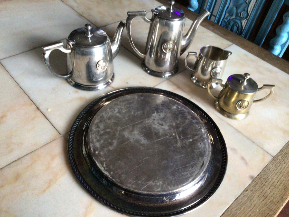 Service a caf&eacute; / th&eacute; / m&eacute;tal argent&eacute; / qualit&eacute; 5 pieces 