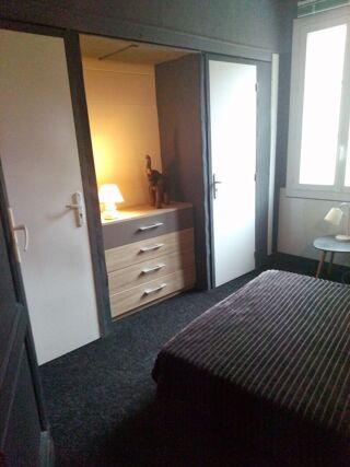  Colocation à louer 6 pièces 100 m²