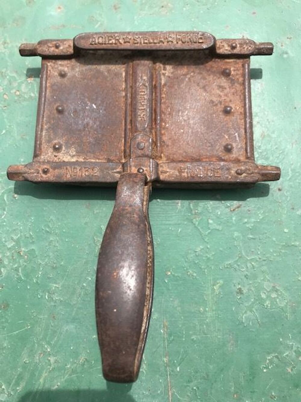 Etrille ancienne 