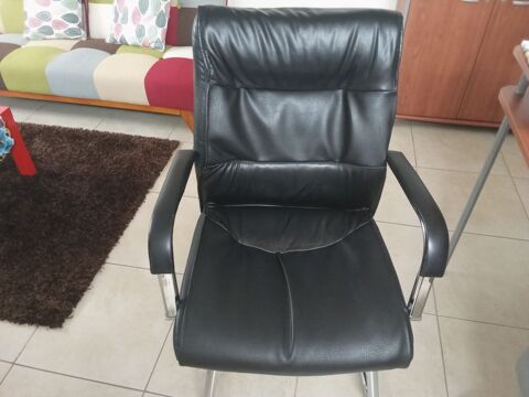 Fauteuil en simili cuir 40 Le Lamentin (97)