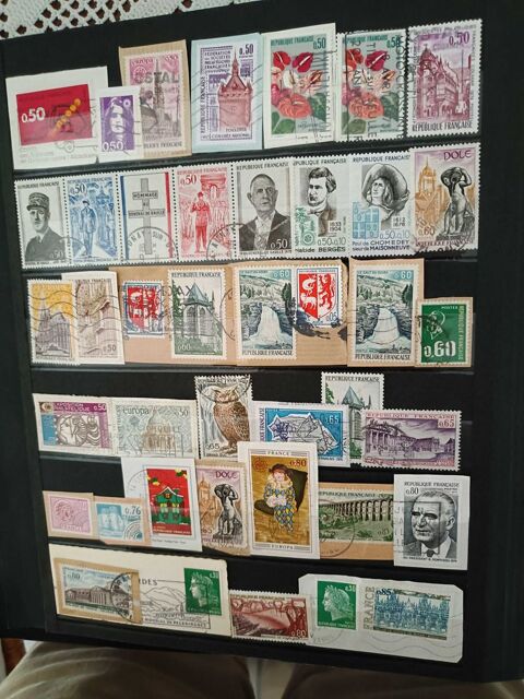 album de timbres poste. 550 Beaufort-en-Valle (49)