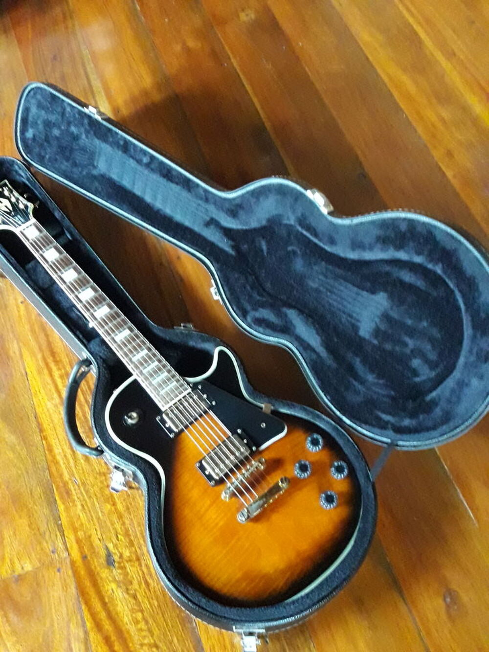 SUPERBE IMITATION GIBSON LES PAUL Instruments de musique