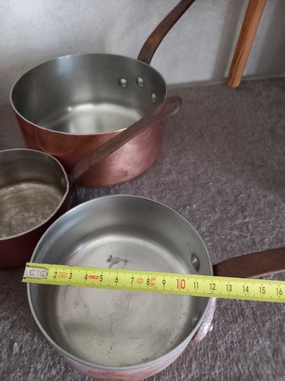 lot casserole en cuivre et fonte Décoration