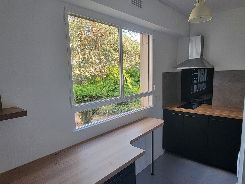 Location Appartement APPARTEMENT T1BIS / T2 45M2 CENTRE VILLE 760 CC Poitiers
