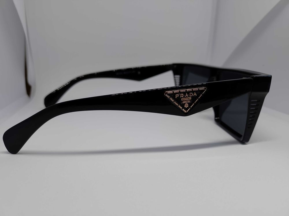 Lunettes soleil Prada Maroquinerie