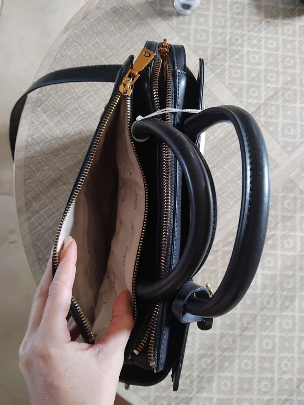 Sac &agrave; main GUESS Maroquinerie
