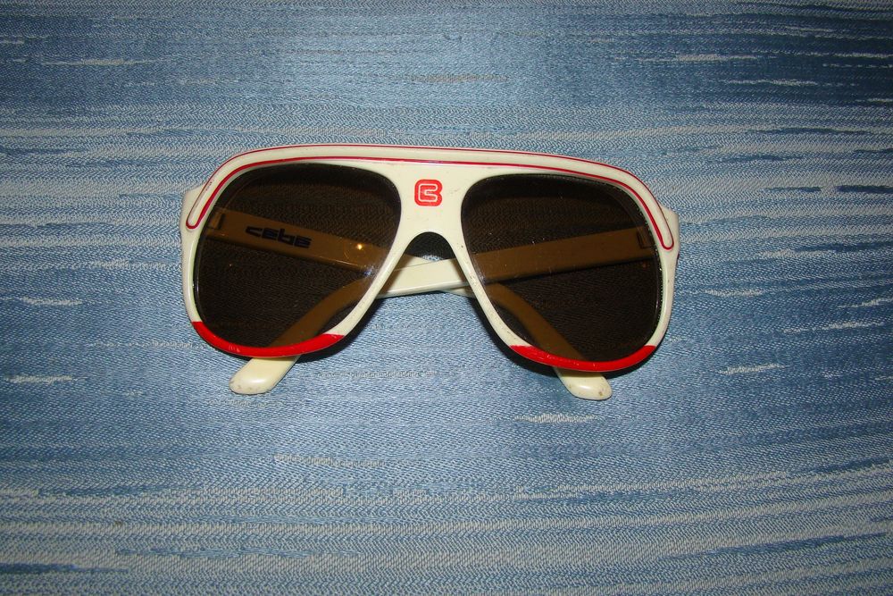 Paire de lunettes de ski C&eacute;b&eacute; vintage ann&eacute;es 1980 Sports