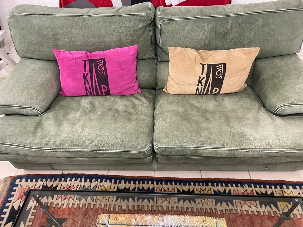 Canap&eacute; + 2 fauteuils en nubuck vert roche bobois Meubles