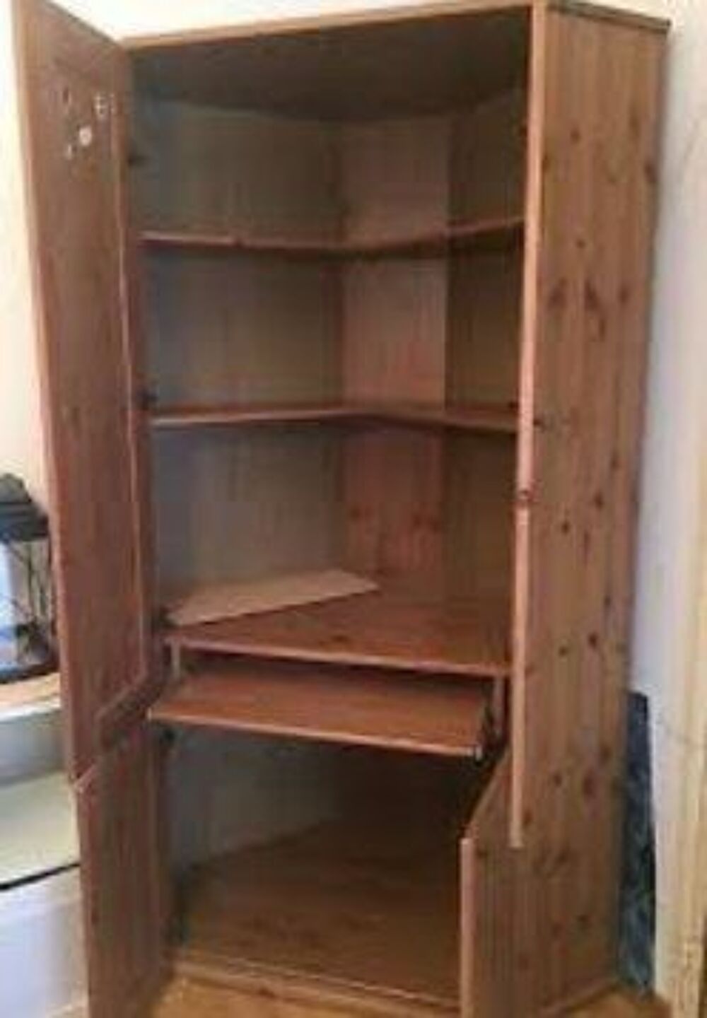 bureau ferm&eacute; d''angle Meubles