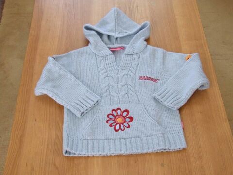 Pull  capuche, BARBIE, Bleu clair, 6ans (114cm) TBE 5 Bagnolet (93)