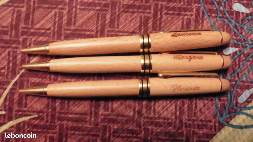 Stylos Personnalis&eacute;s Grav&eacute;s en Bois Téléphones et tablettes