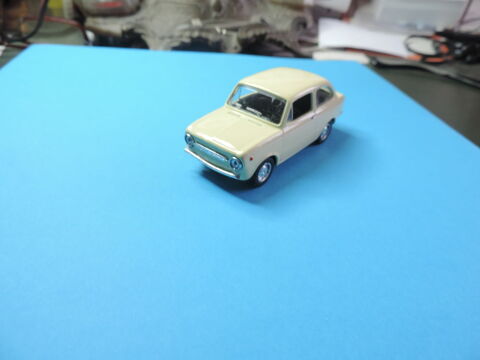 SOLIDO - FIAT 850 - Echelle :  1/43 �me. 8 Albi (81)