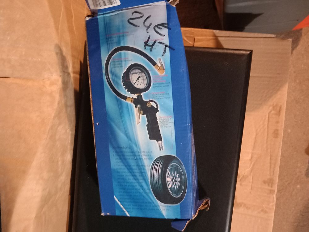 compreseur portatif tres bon etas marque CBAC 6LITRES 8bar Bricolage