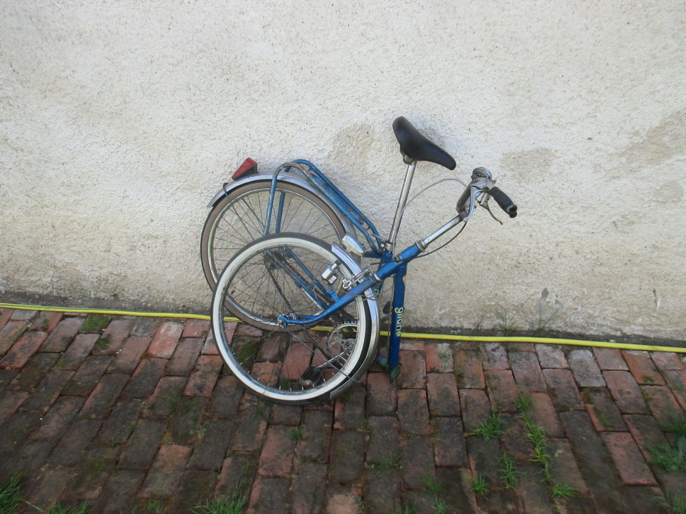 V&eacute;lo pliant vintage V�los