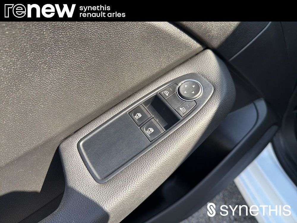 Clio V Clio E-Tech full hybrid 145 Equilibre 2023 occasion 13200 Arles