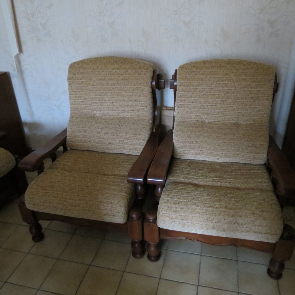 : SALON CANAPE 3 PLACES CONVERTIBLE + 2 FAUTEUILS Meubles