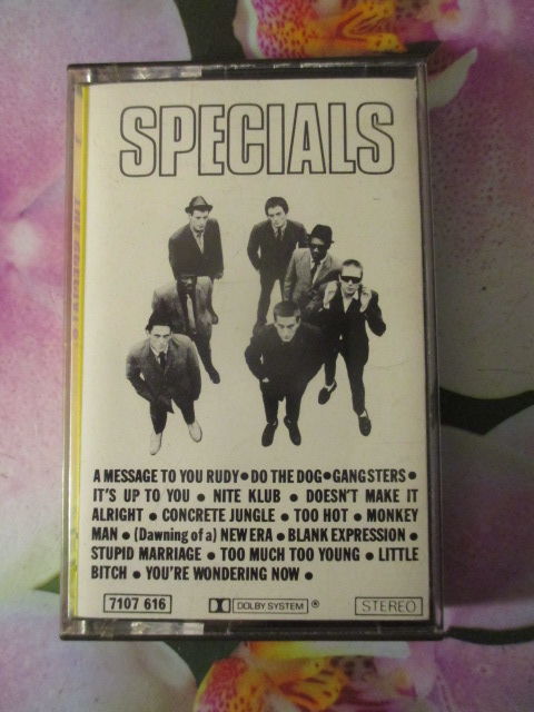 Cassette audio The Specials 5 Hrouville-Saint-Clair (14)