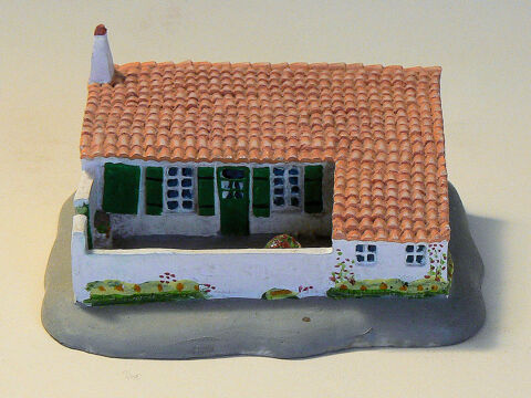 28 maisons miniatures collection Atlas 100 pinay-sous-Snart (91)
