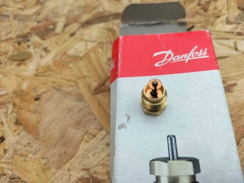 presse toupe danfoss thermostatique 15 Beauvoir (50)