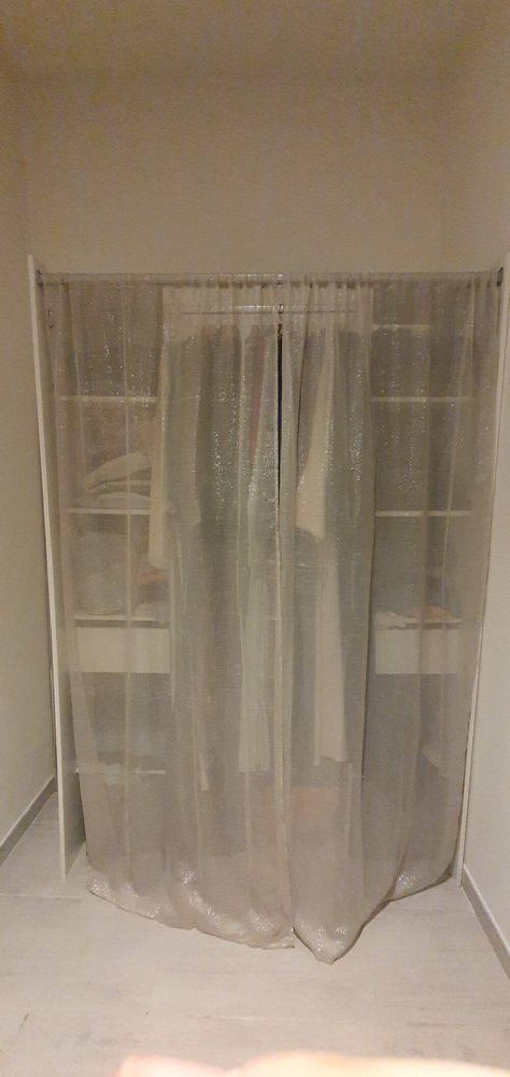 Dressing Ikea Meubles