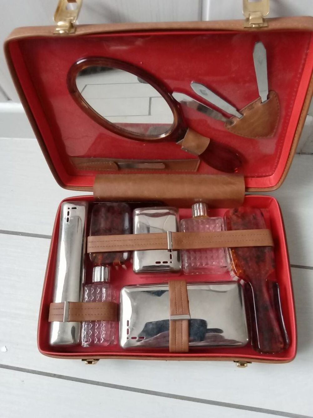 trousse de toilette ann&eacute;e 1950 Maroquinerie