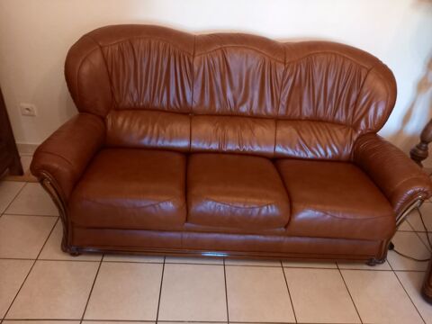 Canap� cuir 150 Thenelles (02)