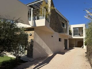  Maison  vendre 9 pices 301 m