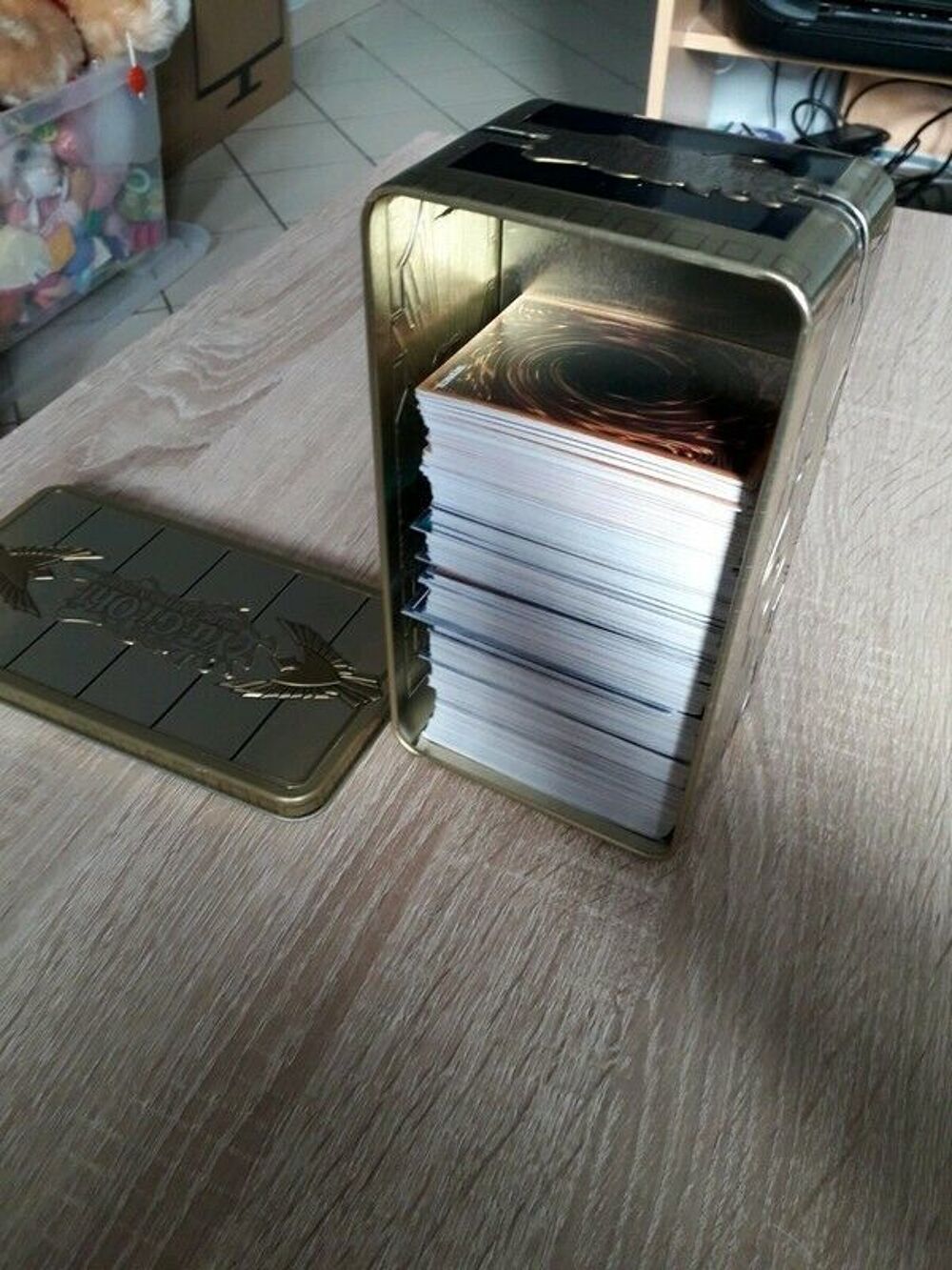 Lot 400 cartes Yu-Gi-OH comme neuf 60 brillantes + boite 