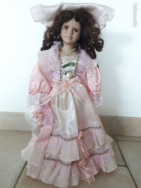 Poup�e collection 20 Sens-de-Bretagne (35)