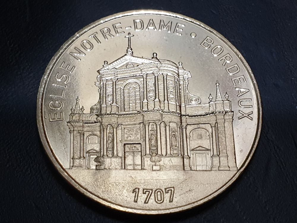 M&eacute;daille touristique &eacute;glise notre dame Bordeaux 