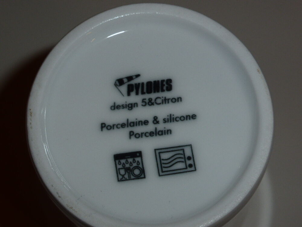 Mug Pylones porcelaine et silicone ours chapeau Cuisine
