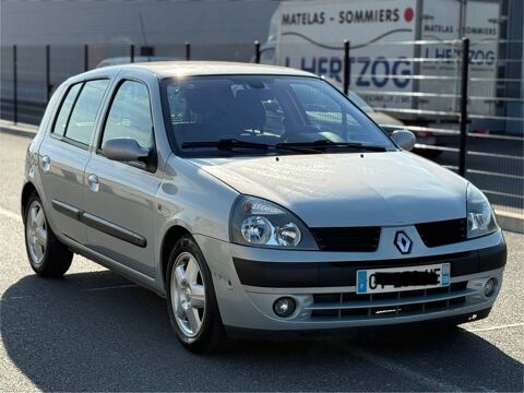 Renault Clio II Clio 1.6 16v Confort Pack Clim Dynamique 2004 occasion Illzach 68110