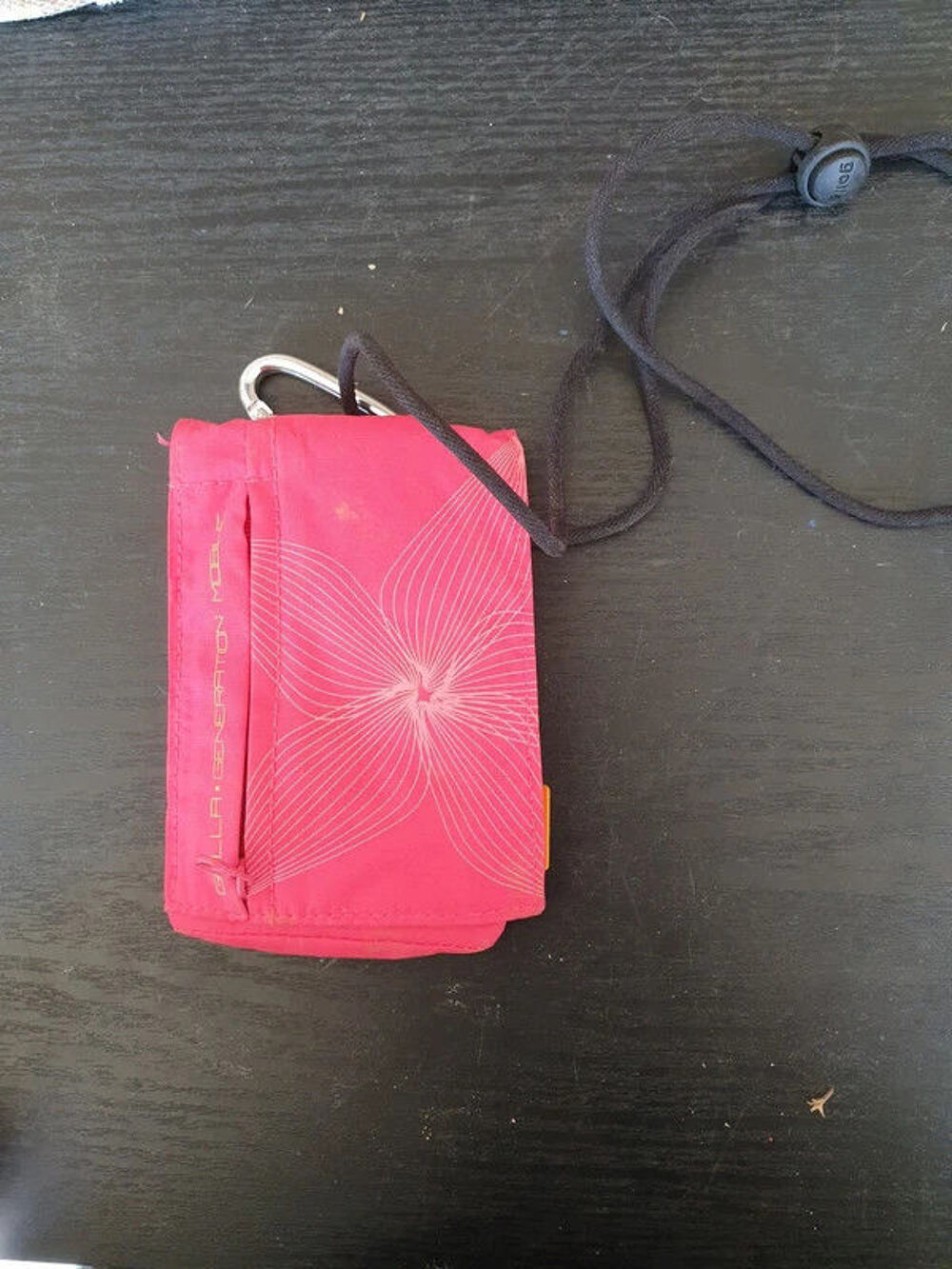 sacoche telephone rose a fleur T�l�phones et tablettes