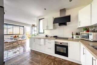  Maison à vendre 6 pièces 161 m²
