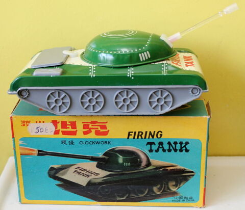 Tank jouet tole et plastique fonctionne � clef jouet ancien 50 Issy-les-Moulineaux (92)