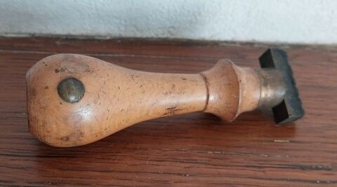 ancien tampon encreur de la mine fosse 4 Flines-lez-Raches (59)
