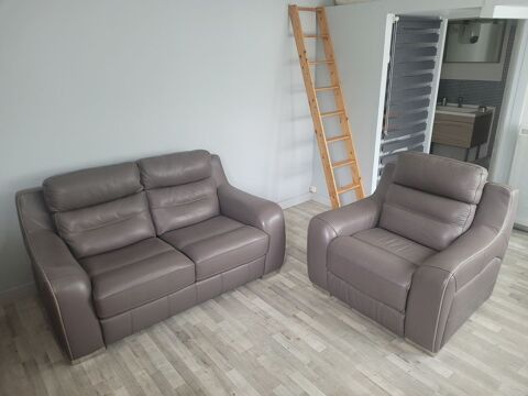 ENSEMBLE SALON CUIR   SALONS CENTER  950 Yerres (91)