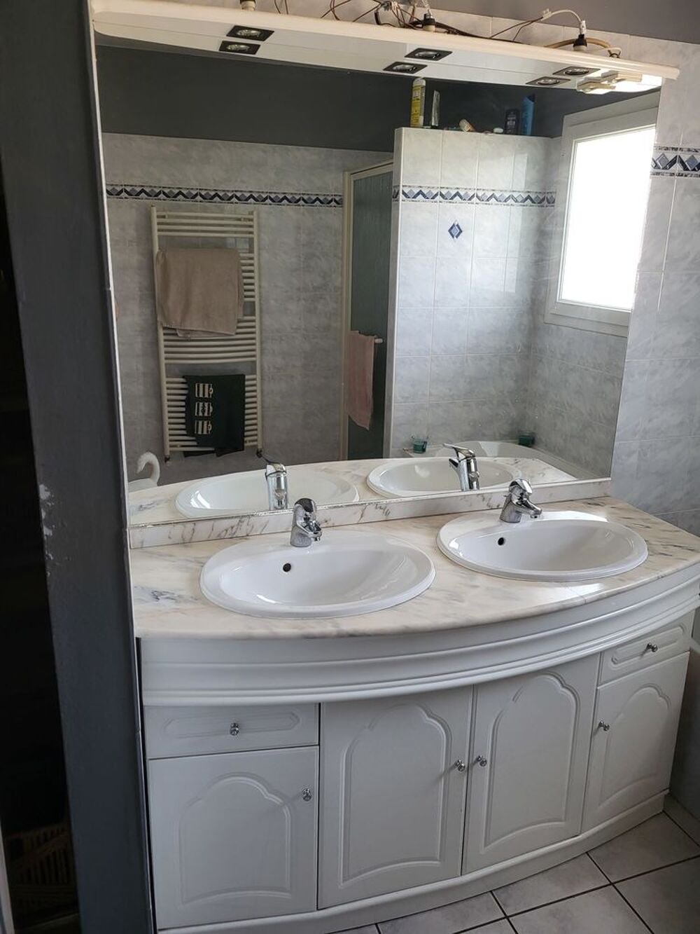 Meuble de salle de bain Meubles