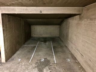  Parking / Garage � louer 3 m�