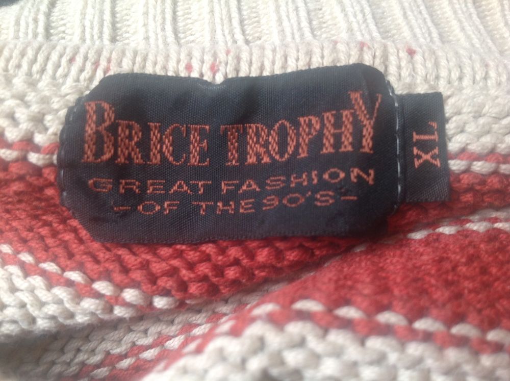 PULL BRICE TROPHY XL Envoi Possible
Vtements