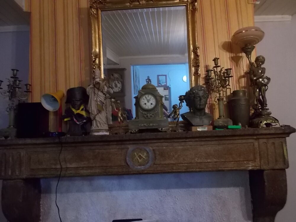 garniture de chemin&eacute;e 