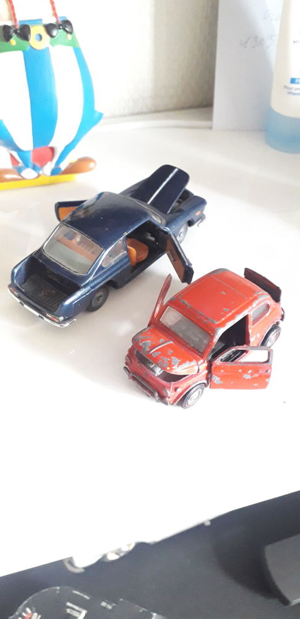 Jouet voitures miniature ann&eacute;es 1960 Jeux / jouets