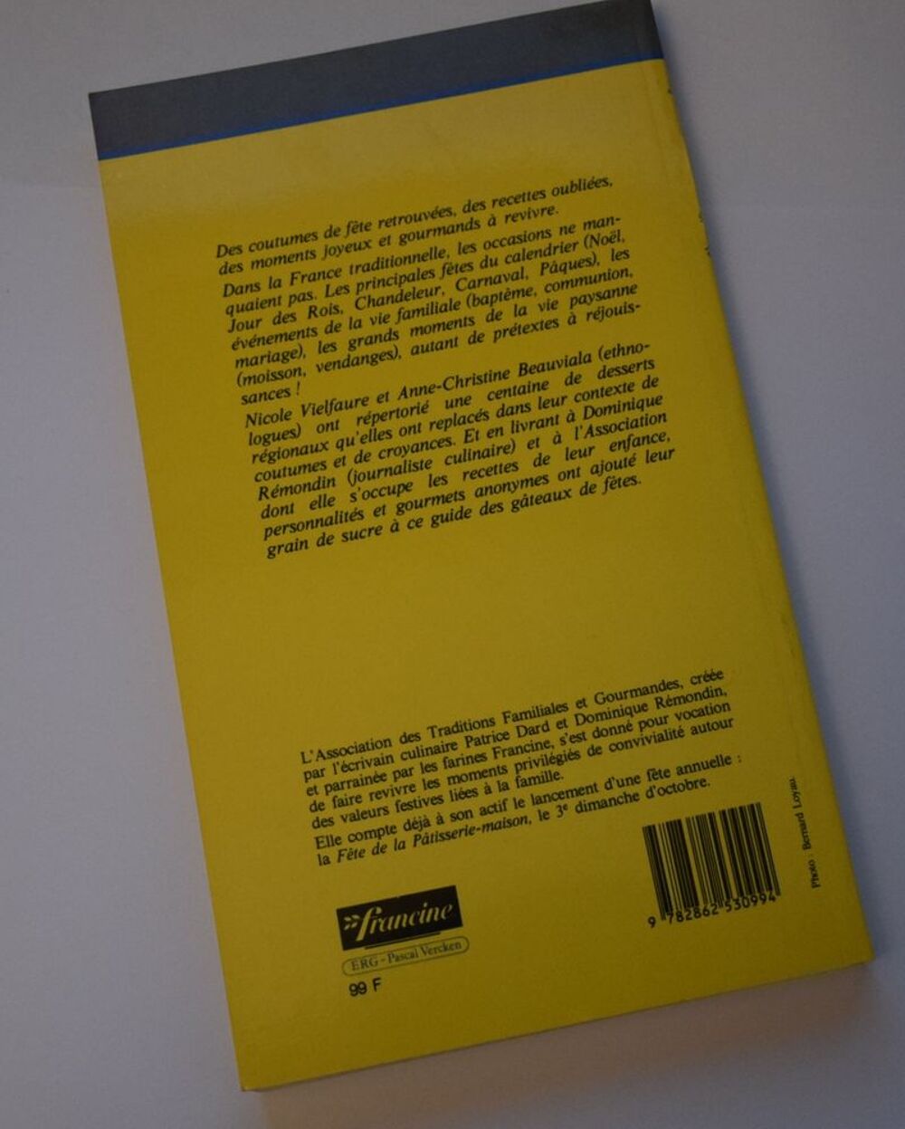 Guide des F&ecirc;tes et Gateaux - 1990 - Recettes Livres et BD
