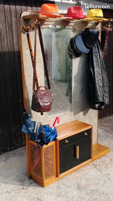 Brade ce Tr�s vieux Porte Manteaux antique en super �tat 75 Doncourt-l�s-Longuyon (54)