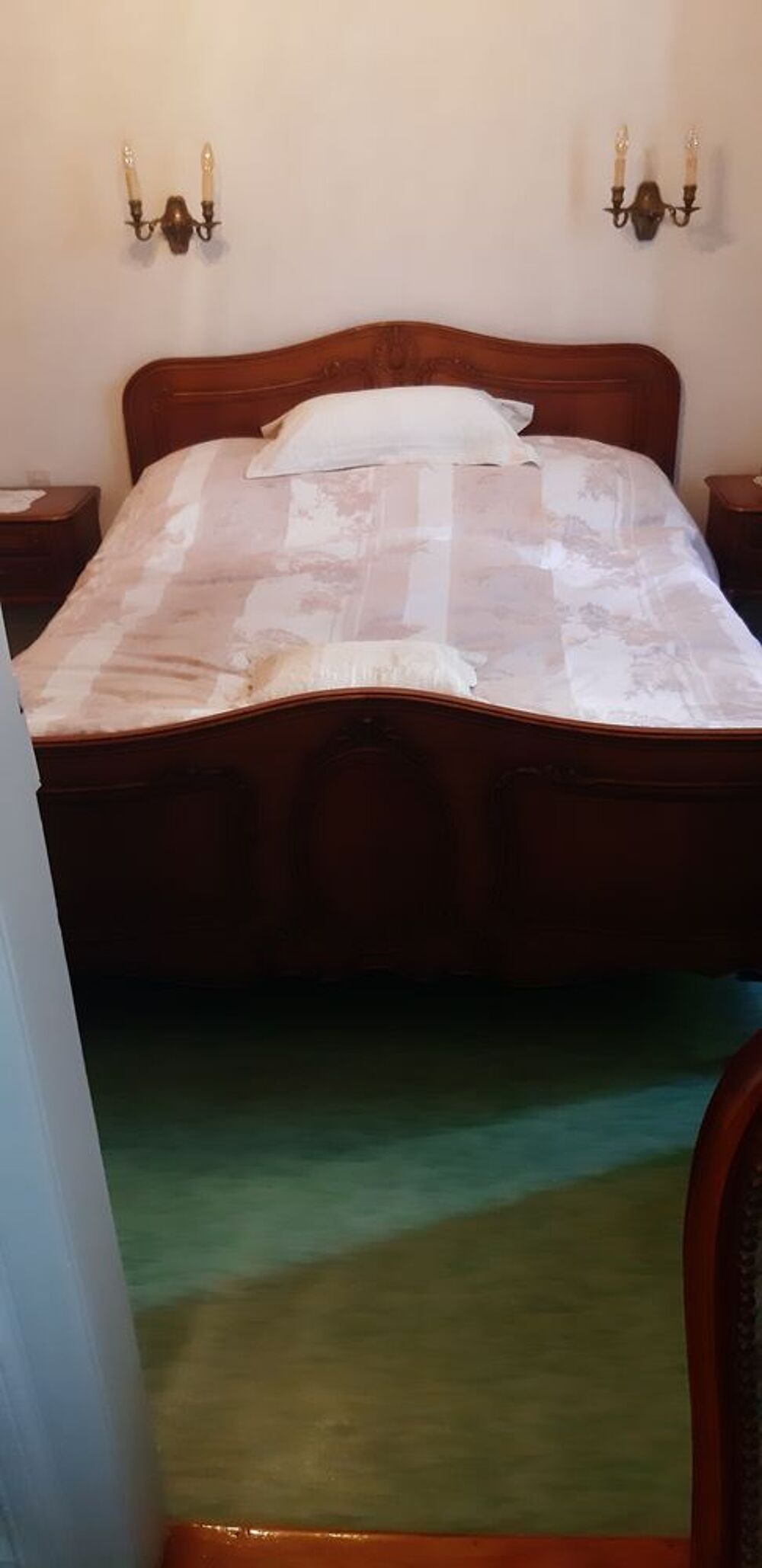 salle manger , chambre coucher , petits meubles... Meubles