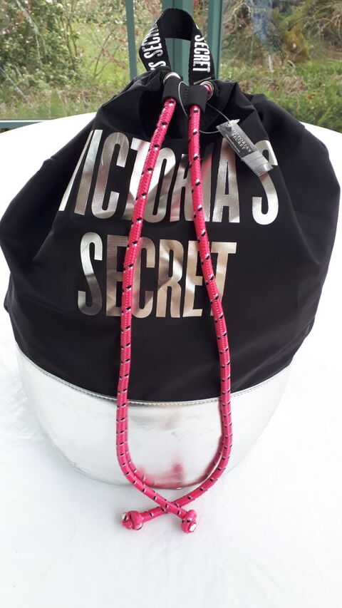 Sac � dos Victoria's secret neuf 20 Montigny-Lencoup (77)