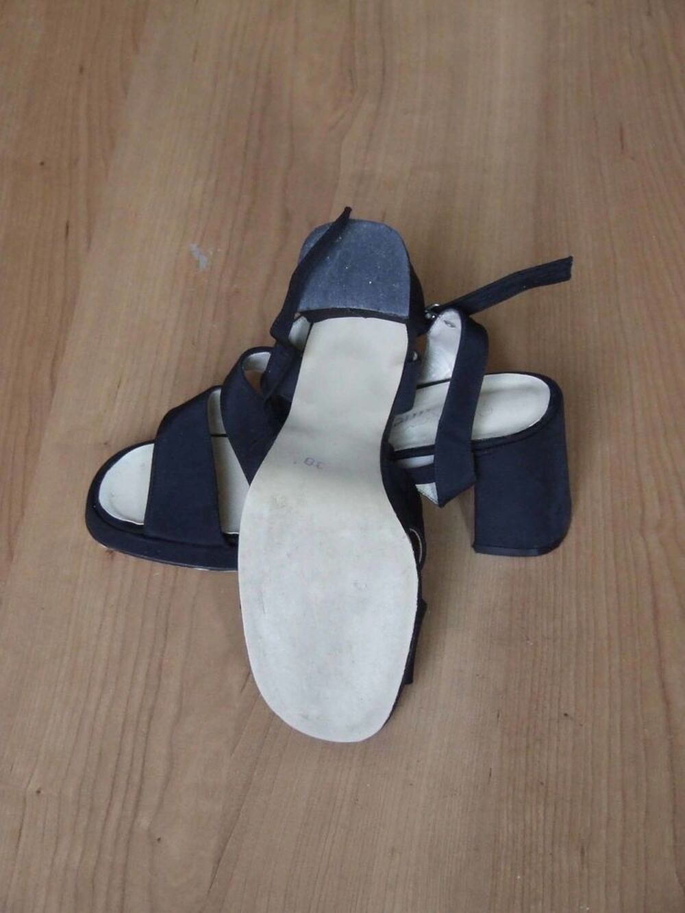 Sandales &agrave; talon, Noir, Message personnel, Pointure 38, TBE Chaussures