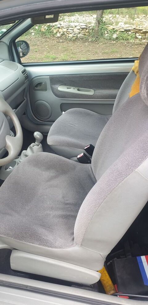 Renault Twingo 1.2i 16V Privil&egrave;ge 0 occasion Mallefougasse-Aug&egrave;s 04230