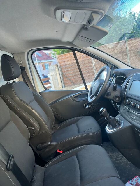 Renault Trafic Combi L1 dCi 120 Intens Energy 2021 occasion Ch&acirc;lons-en-Champagne 51000